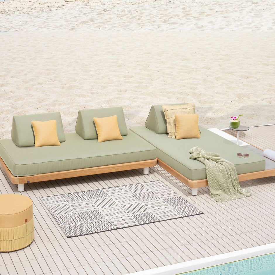 DELANO Daybed Lounge with Platform