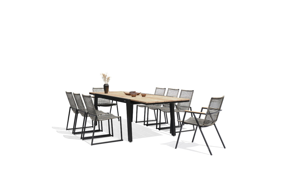 OLAF Easy Chair