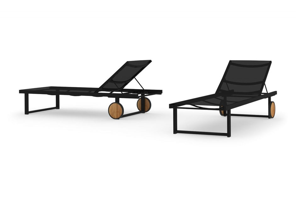 ALLUX Lounger with Wooden Wheels